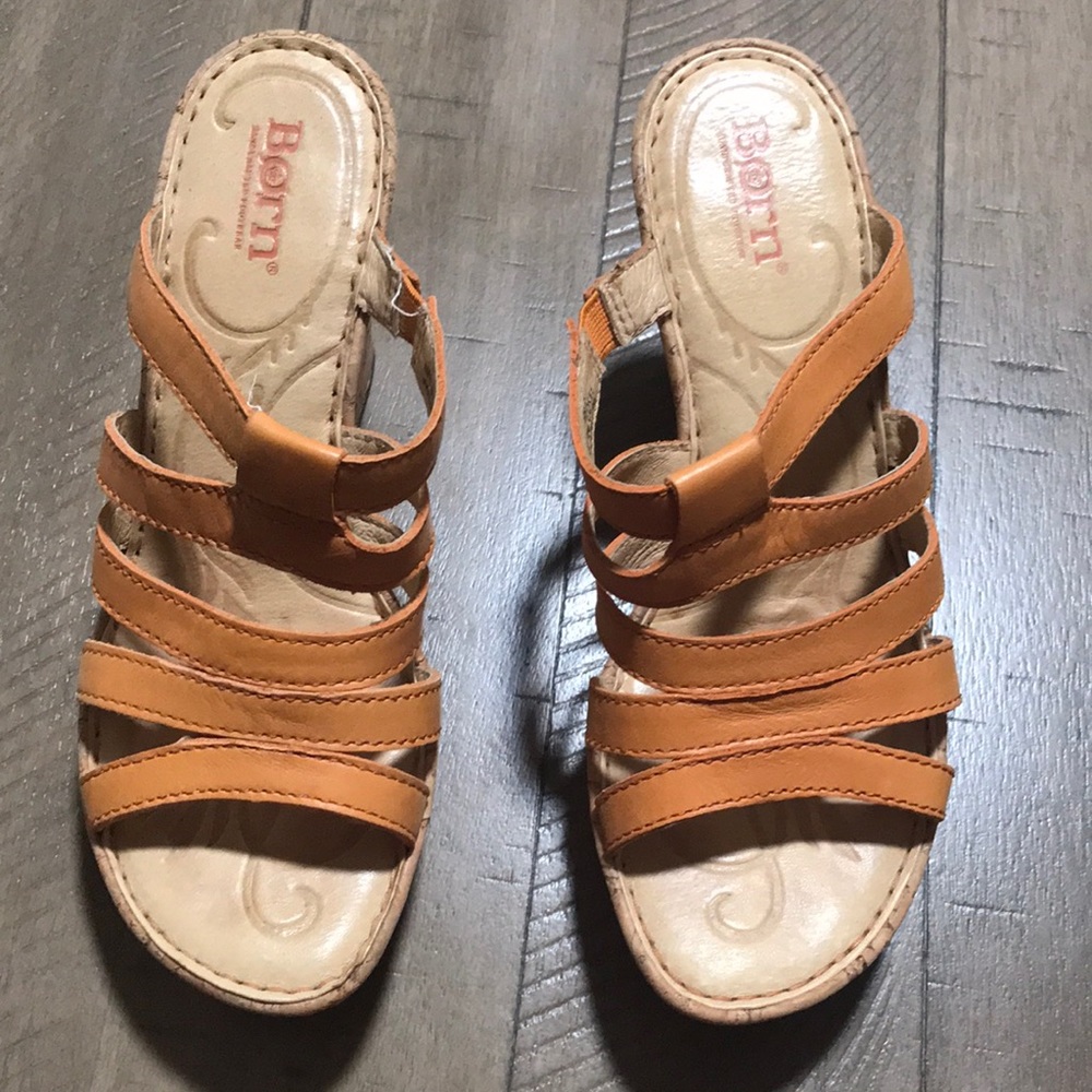 Born Lisi Wedge sandals Sz 6